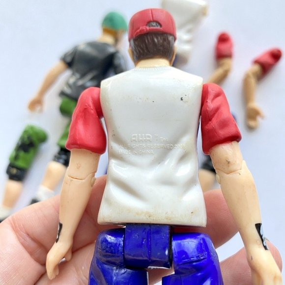 2008 Skateboarding Action Figure Lot Magnetic Feet - For PARTS AS IS - Picture 4 of 6